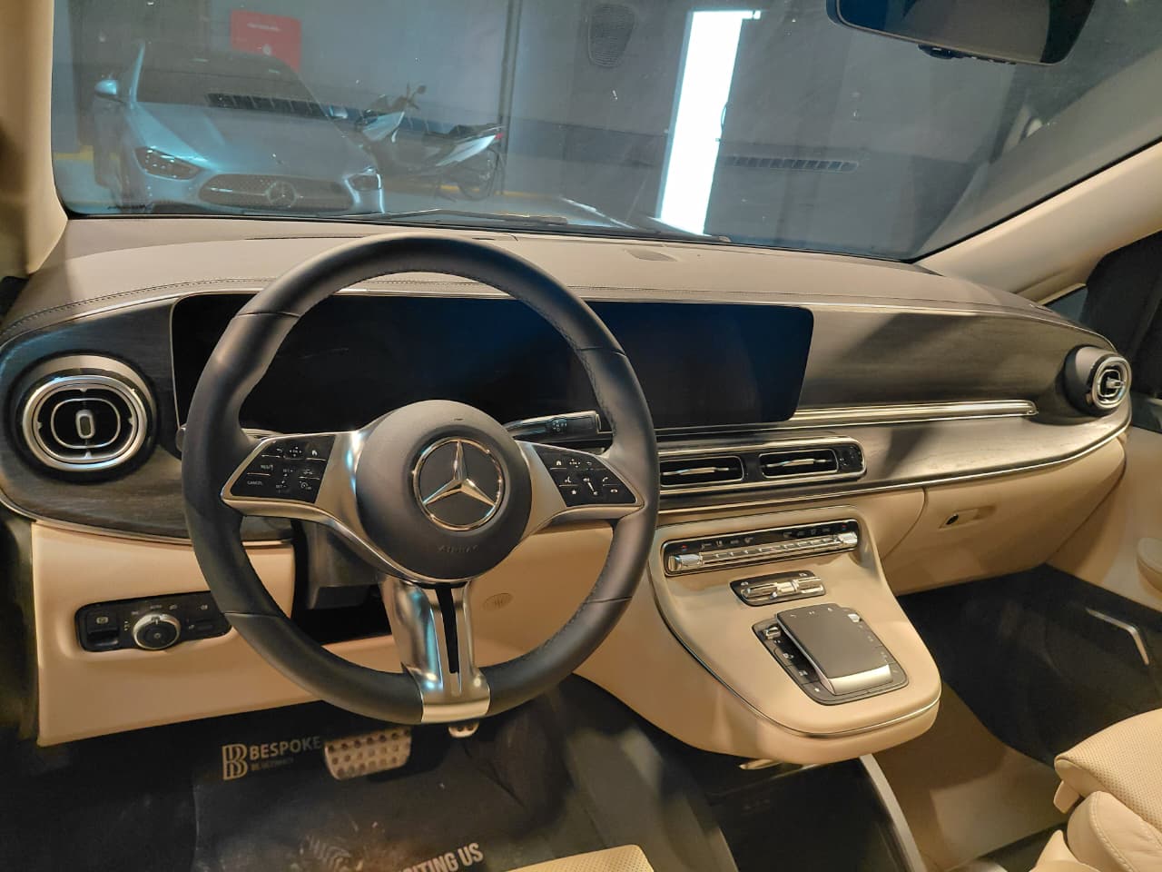 Mercedes V300 2026