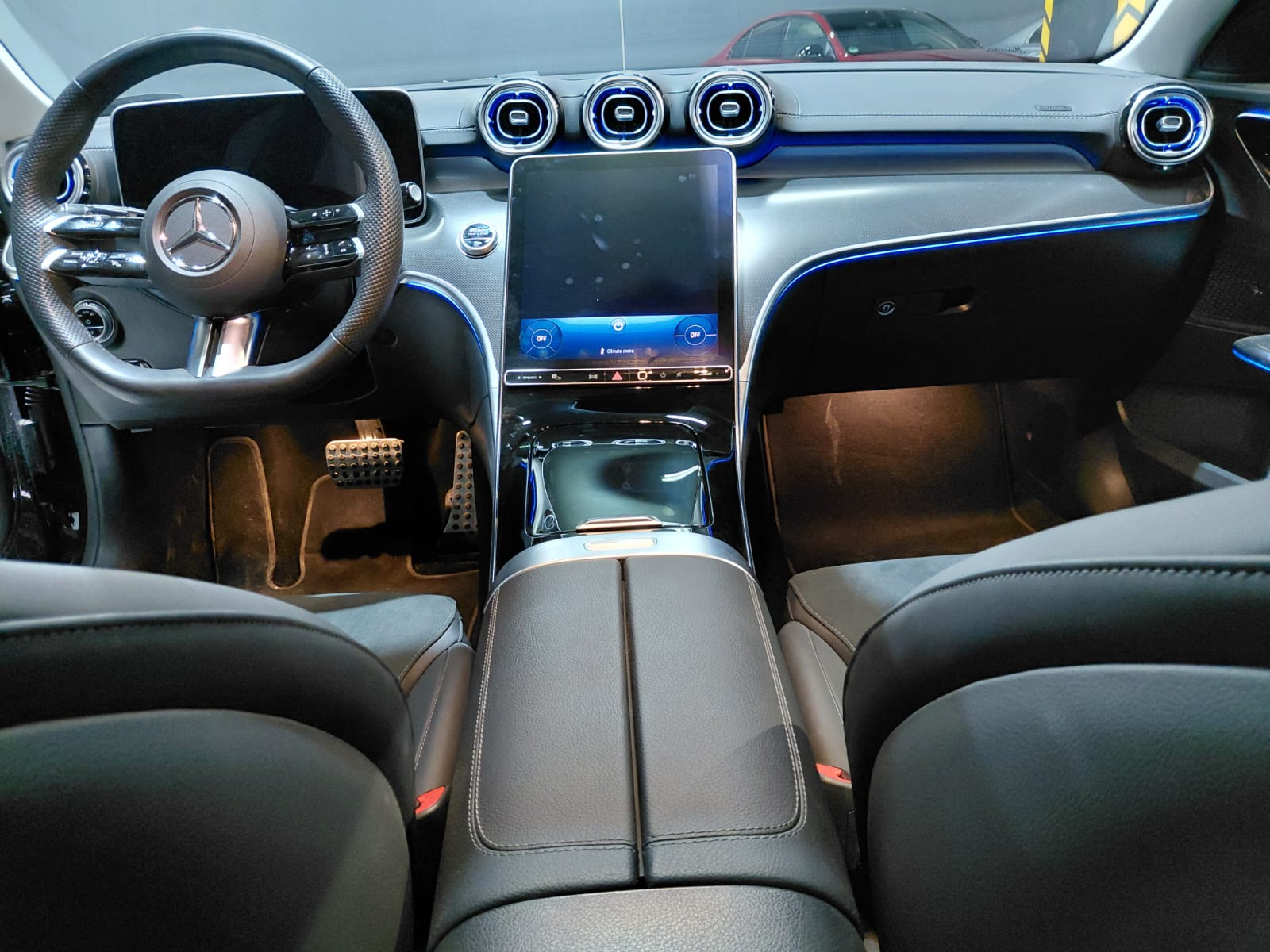 Mercedes C180 AMG 2025