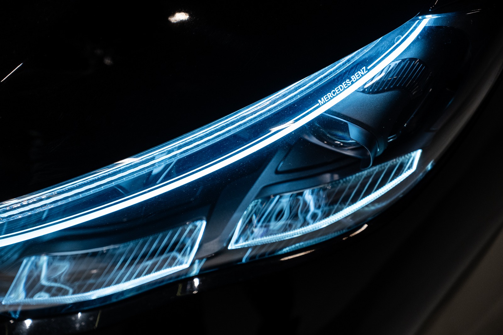 Mercedes E200 Exclusive Premium Plus 2026
