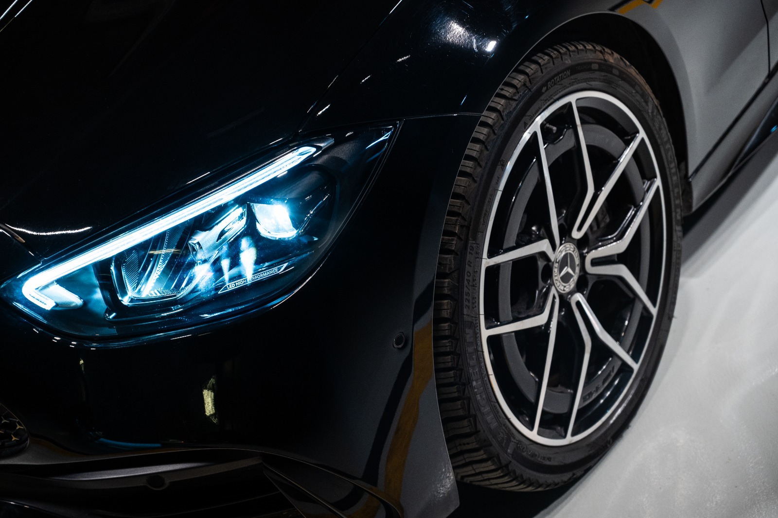 Mercedes C200  AMG  2023